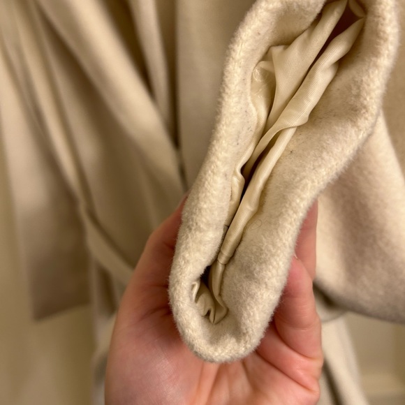 Jacket - Picture 3 of 6